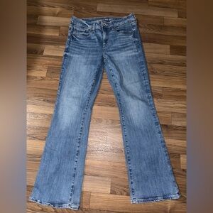 American Eagle size 8 Women's Blue Jeans flare